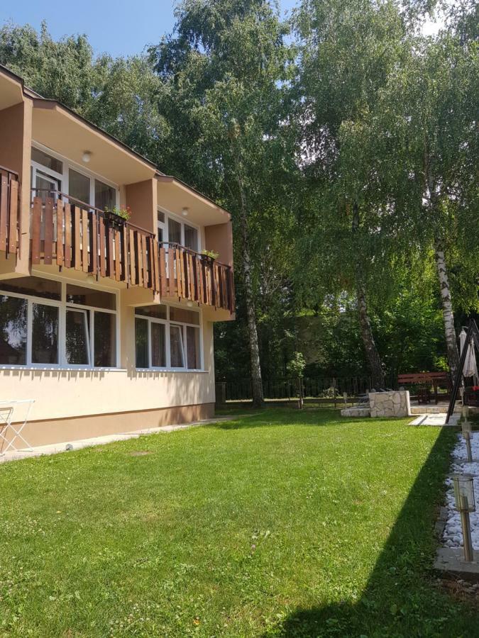 Bed and Breakfast Bereny Panzio Балатонберийнь Екстер'єр фото